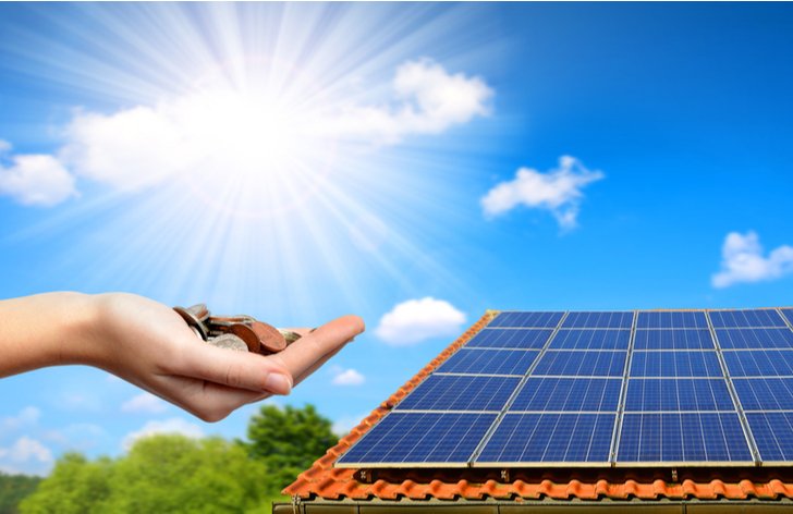 Chcete doma využít solární energii? Pár praktických rad