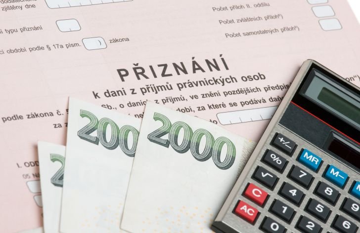 Za chybně podané daňové přiznání může finanční úřad udělit pokutu až 50 000 Kč