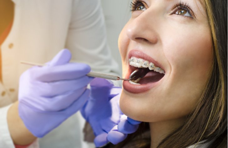 Které zákroky u zubaře jsou hrazené z veřejného zdravotního pojištění?