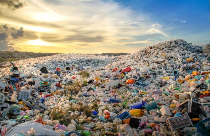 Vláda schválila novou odpadovou legislativu, konec skládkování odložila na rok 2030