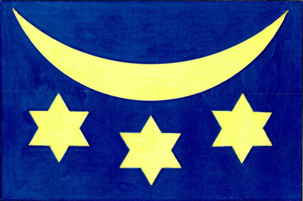 Modrý list, v horní části půlměsíc cípy k hornímu okraji, dole provázený třemi šesticípými hvězdami do oblouku, hrotem k hornímu okraji, vše žluté. Poměr šířky k délce listu je 2 : 3.