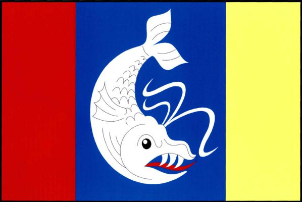 List tvoří tři svislé pruhy, červený, modrý a žlutý, v poměru 1 : 2 : 1. V modrém pruhu do oblouku bílá velryba se zuby a červeným jazykem, hlavou dolů a k vlajícímu okraji. Poměr šířky k délce listu je 2 : 3.