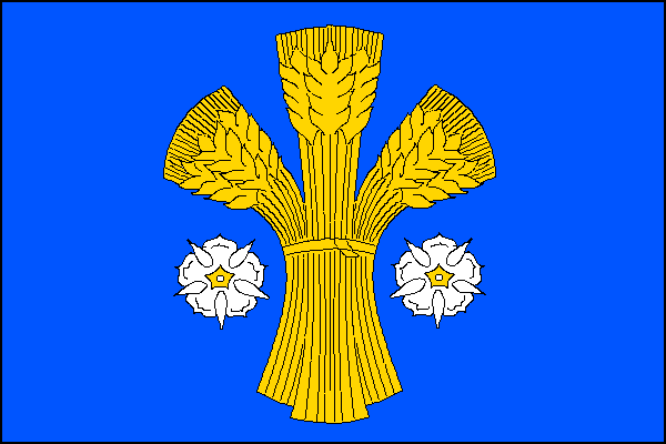 List praporu opakuje znak: modrý list se žlutým snopem tvořený třemi viditelnými hrstmi mezi dvěma bílými růžemi se žlutými semeníky. Poměr šířky praporu k délce je 2:3.